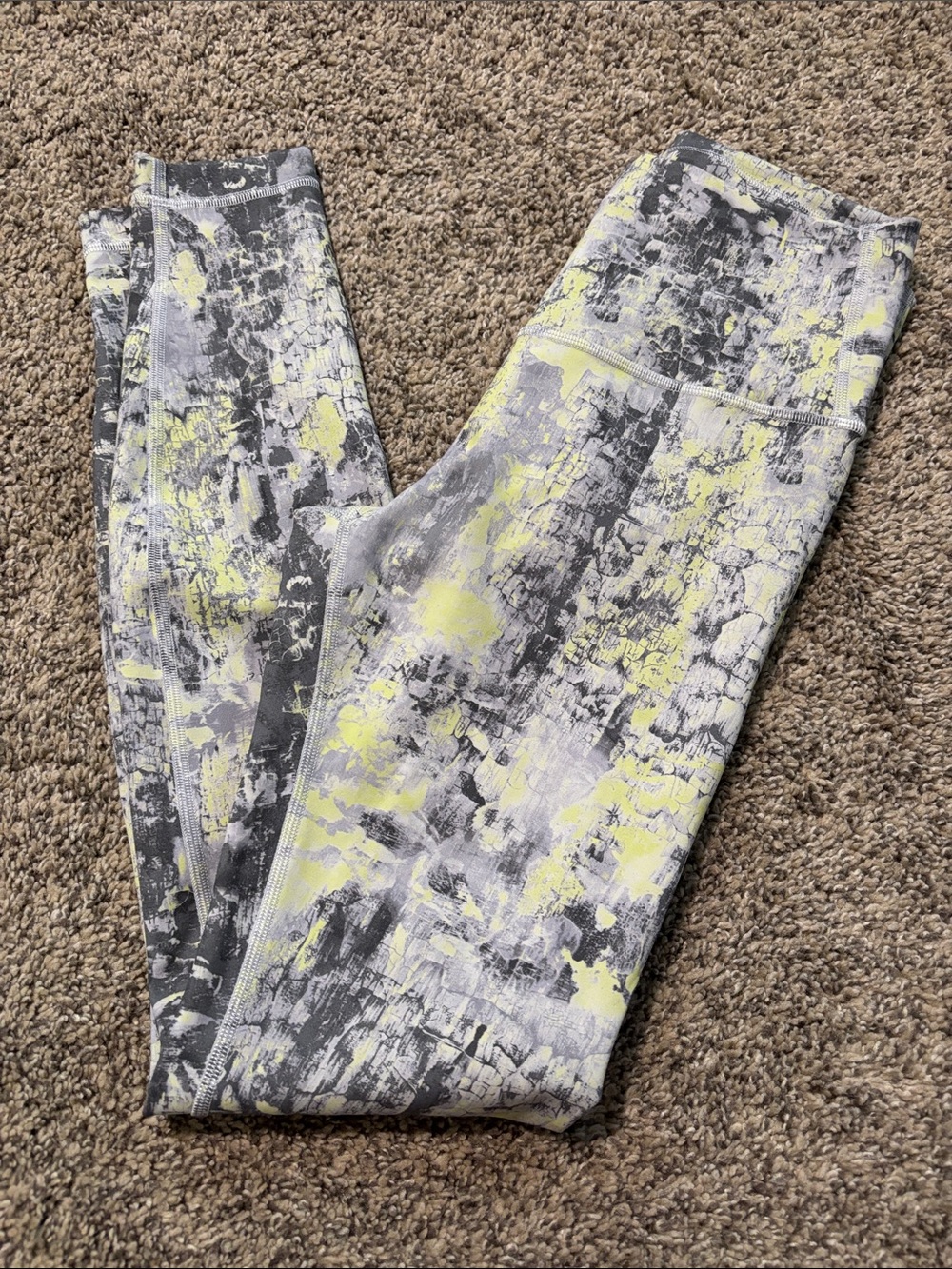 Lululemon Wunder Train High-Rise Tight 28" size 6